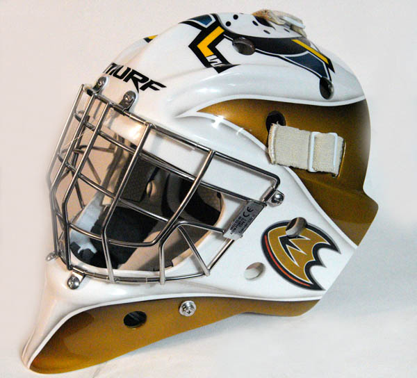 Goalie mask, Custom Airbrush